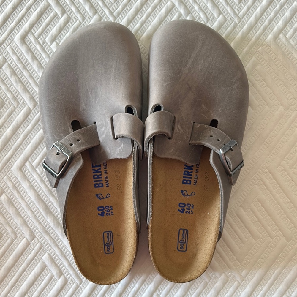 Birkenstock Boston Oiled Leather Iron
Size: EU 40 / US 9-9.5/7-7.5